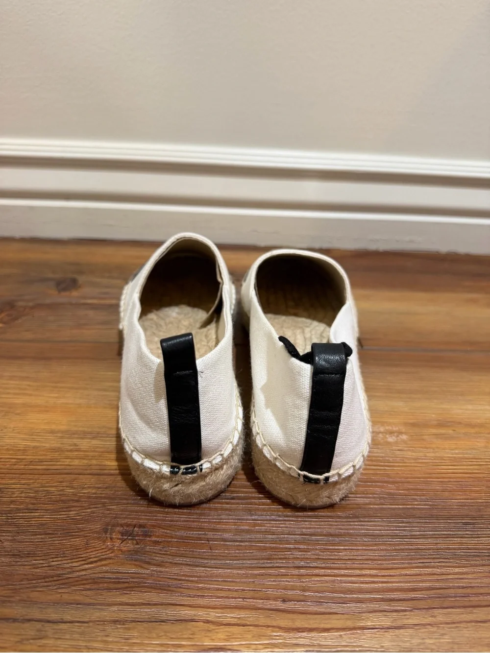 NEW J. Crew White Canvas Espadrilles with leather Black Toe Cap Size 9